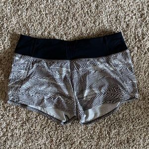 Lululemon Speed Up Short. Size 8. Hardly worn.
